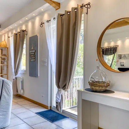 Apartment Les Bois Flottes