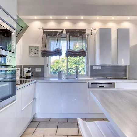 Les Bois Flottés Apartamento Poussan